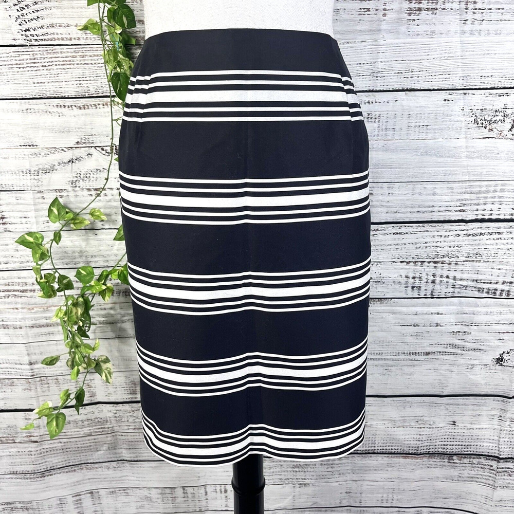 Talbots Skirt size 14 Pet Black White Striped Straight Church Career Above Knee